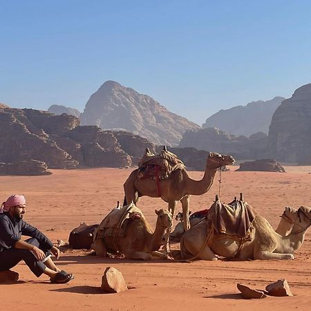 Omar Ghazi Camp Hotel Wadi Rum Bagian luar foto