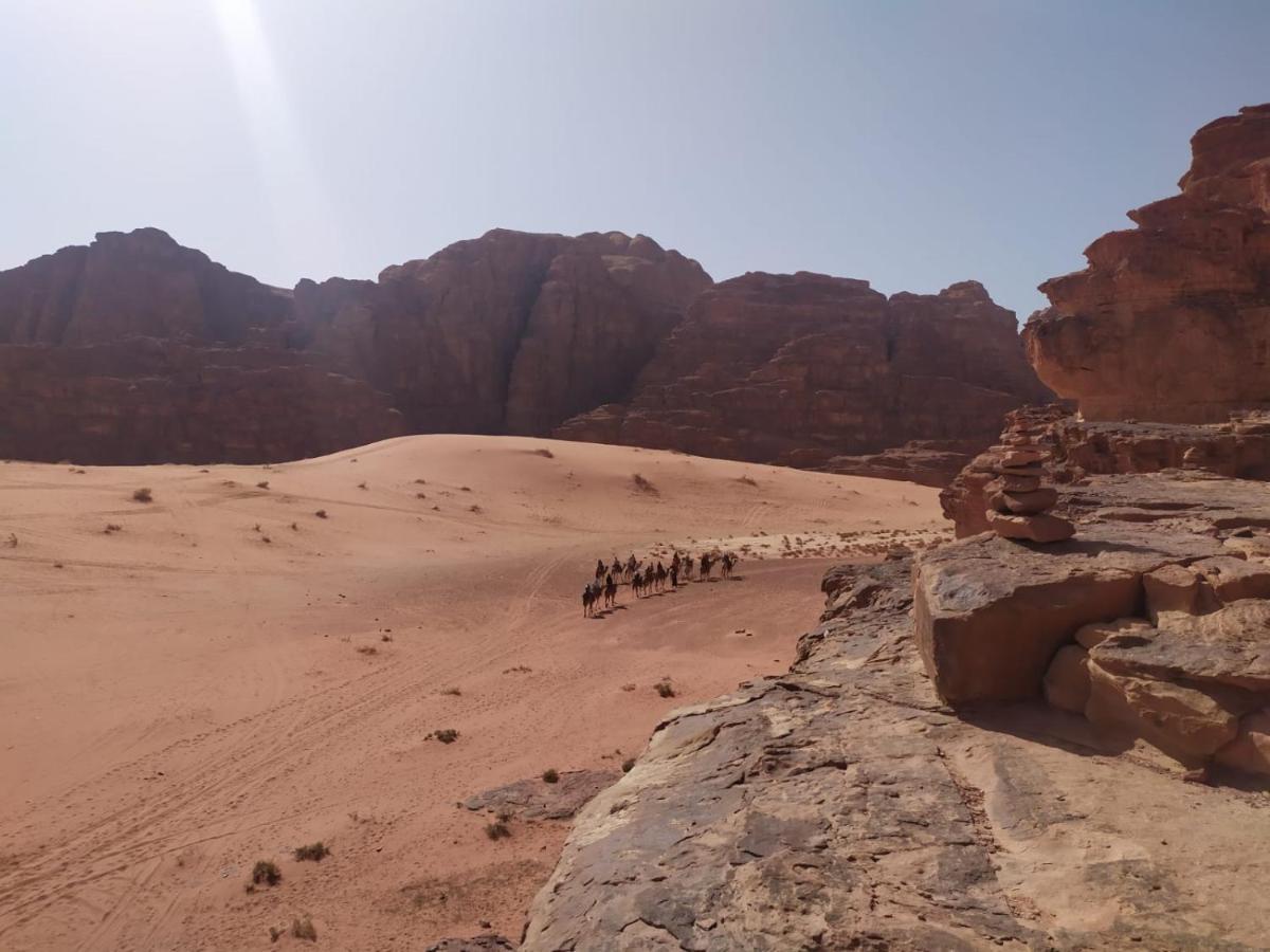 Omar Ghazi Camp Hotel Wadi Rum Bagian luar foto