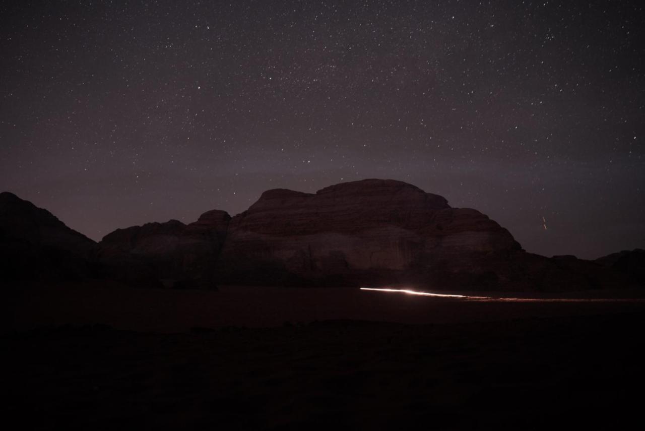 Omar Ghazi Camp Hotel Wadi Rum Bagian luar foto