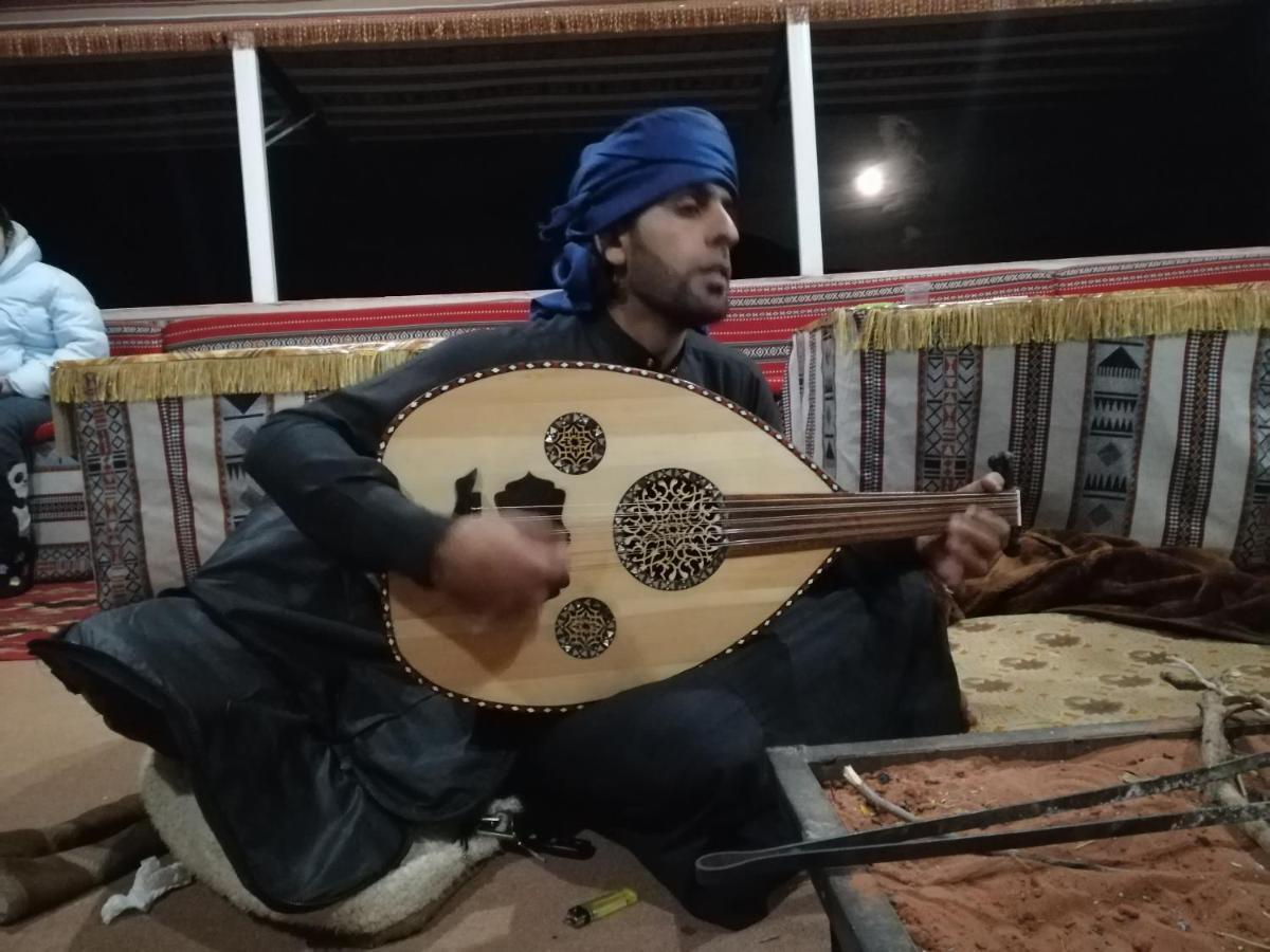 Omar Ghazi Camp Hotel Wadi Rum Bagian luar foto